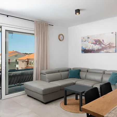 Sovera Sea View Volme Apartment *